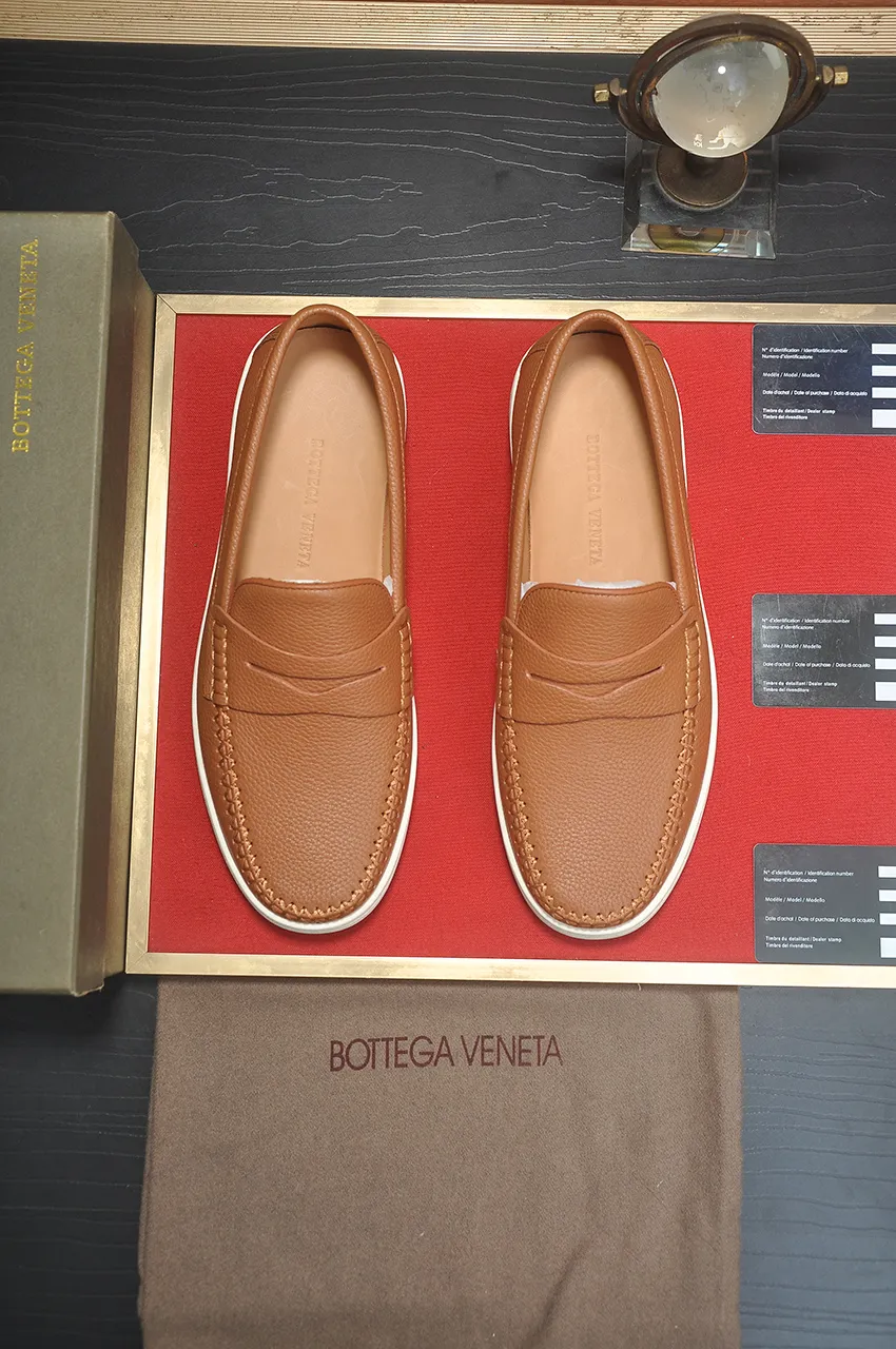 Men's shoes 💰460💶 [Botteg Venetta (BV)] (full cowhide lining) Exclusive new model Official website new model The upper is made of top-quality calfskin. Delicate feel and flowing luxurious texture. Tailored for refined men to create a noble aura. Detailed and regular Mark hand-stitching. Smooth lines. Full cowhide lining. Comfortable to wash sweat. 38-44